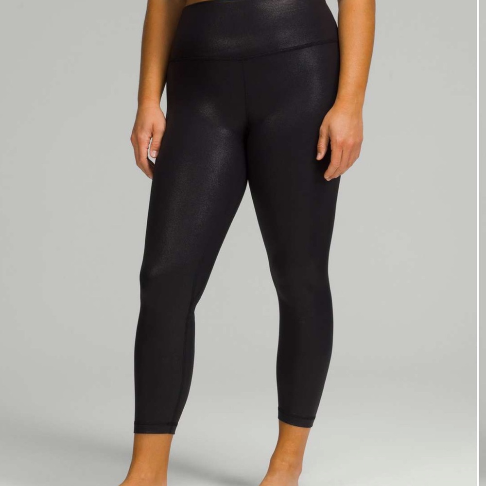 Lululemon Shine Align 25” leggings size 8 Like New